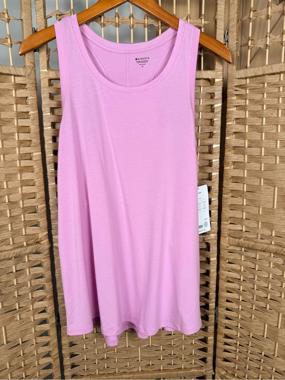 NWT Athleta Move with Ease Tank Waterlily Pink Size Medium